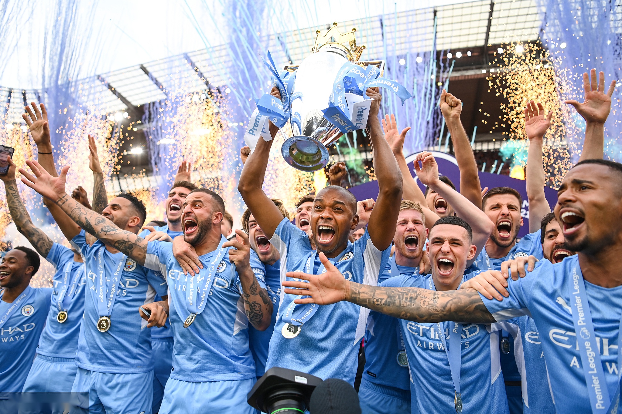 富了拜仁的 富了拜仁的