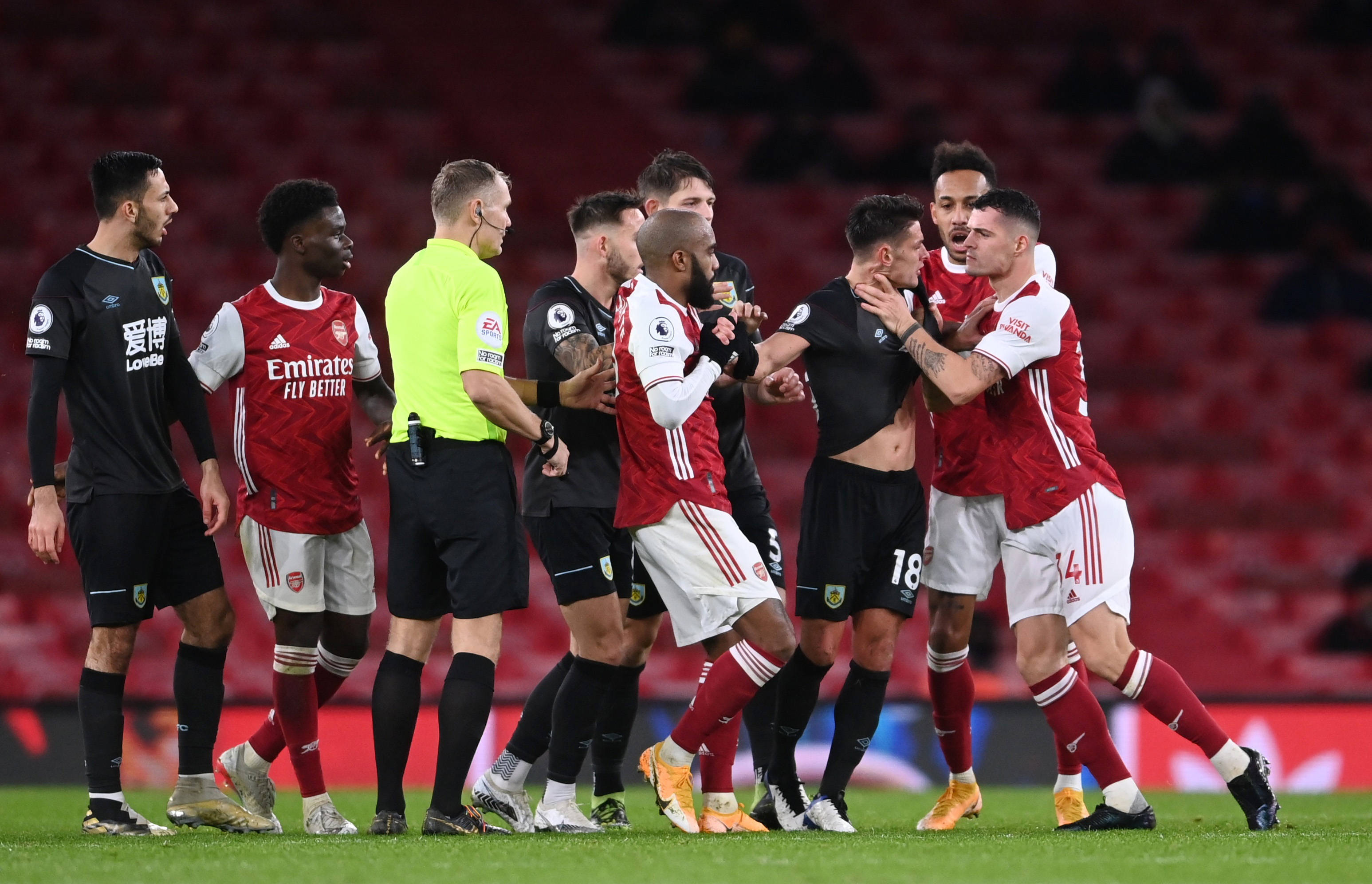 疑备受关注 疑备受关注